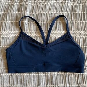 Athleta Navy Mesh Vital Sports Bra Yoga Workout A-C Run Pilates Gym Lounge